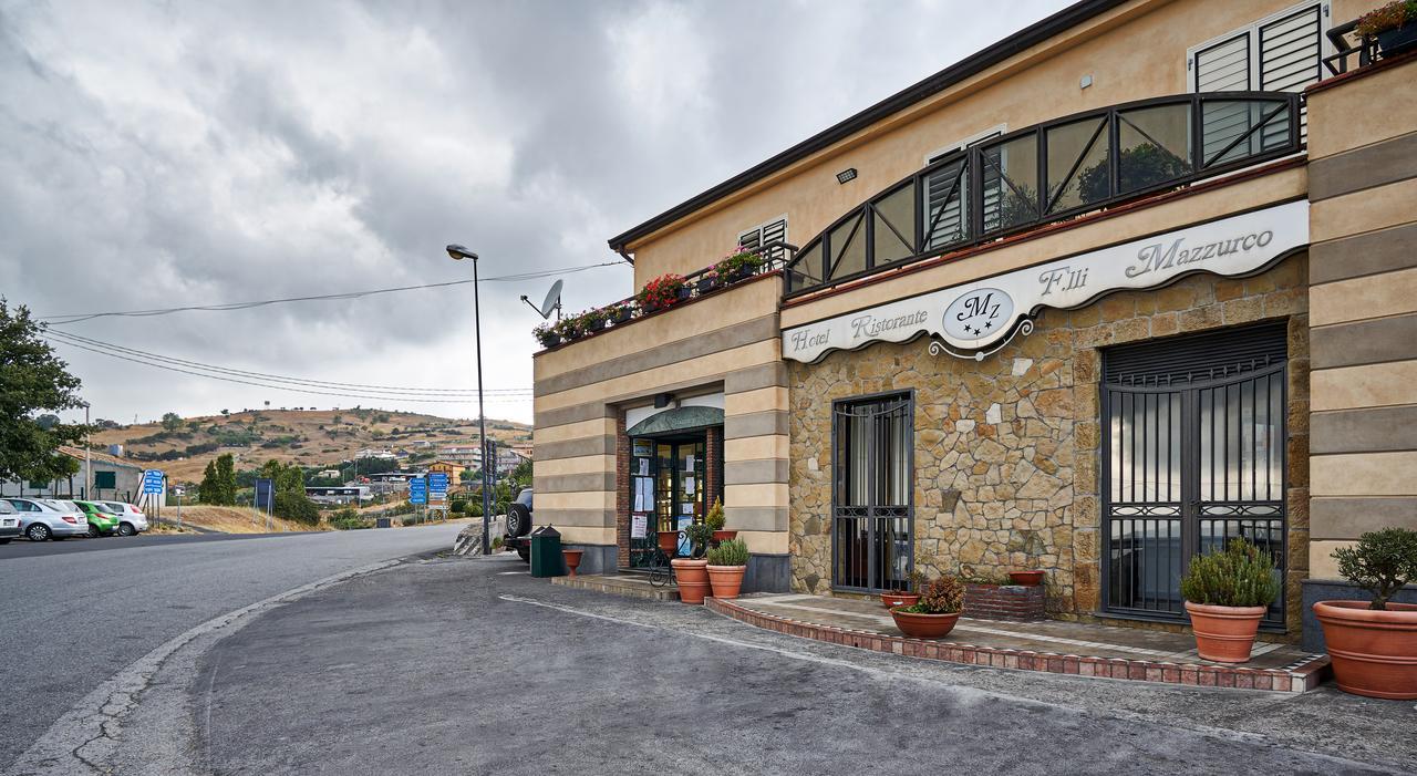 Hotel Mazzurco Cesarò Exterior foto